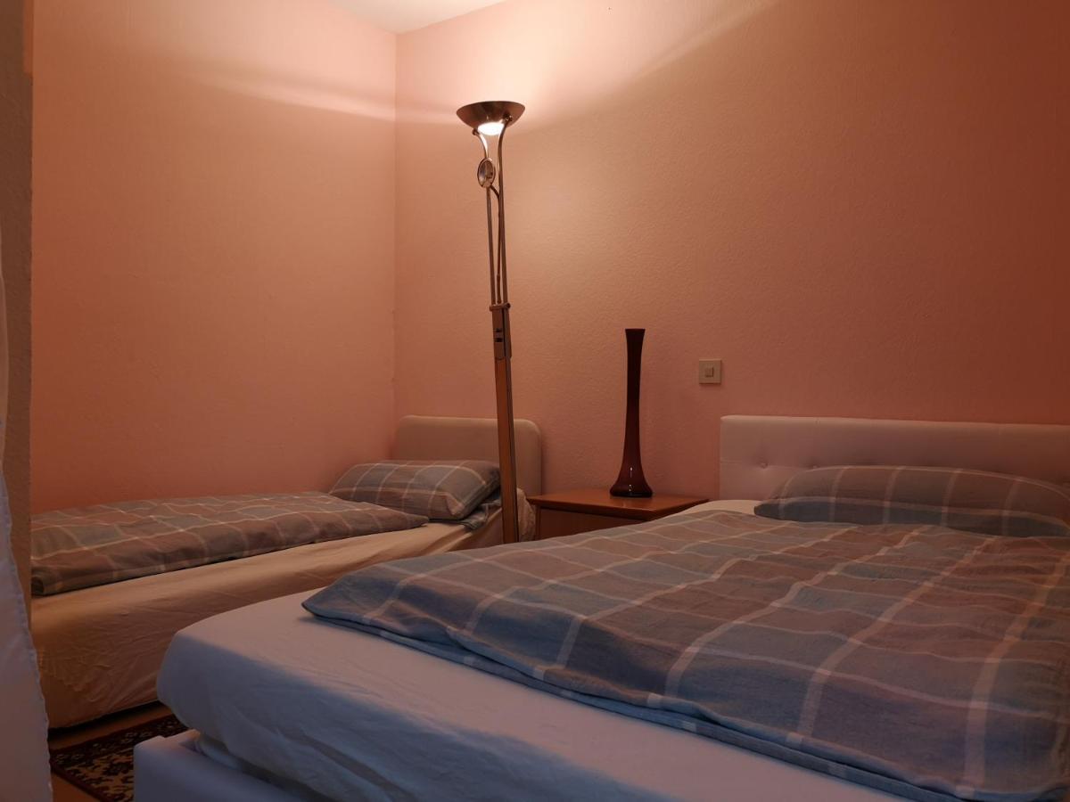 Appartment Leo Schönwalde Eksteriør billede