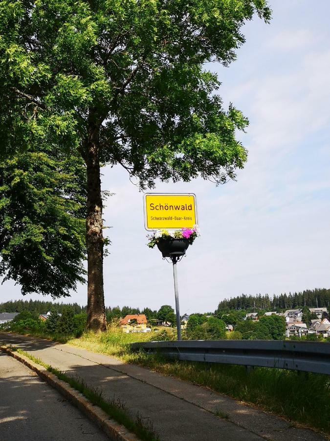 Appartment Leo Schönwalde Eksteriør billede